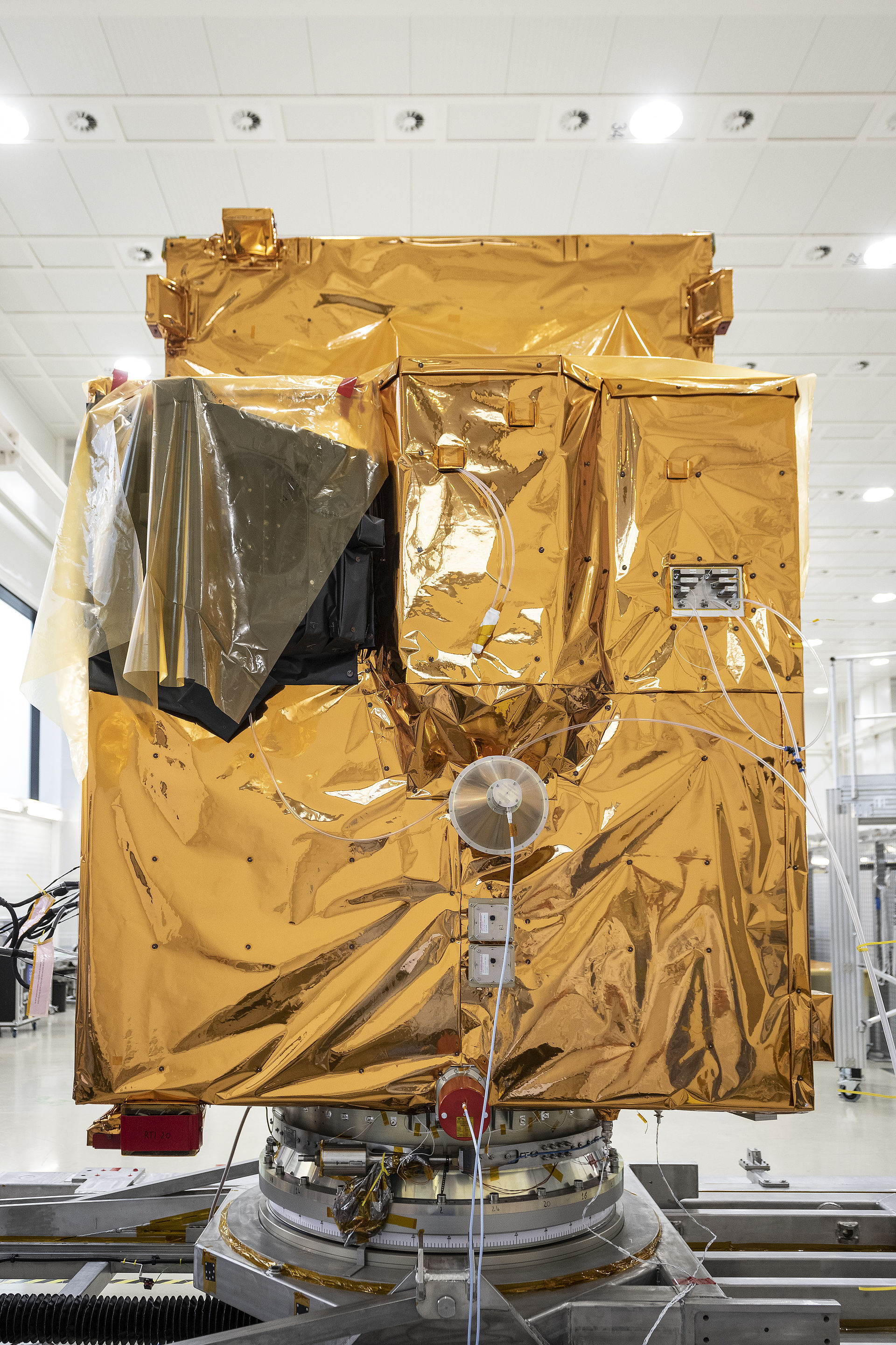"A satellite from Germany launches a new era in Earth observation"